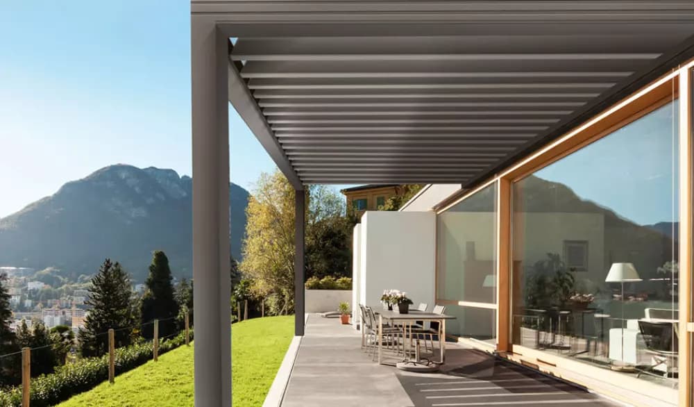Quelles déclarations faut-il réaliser pour installer une pergola en 2026 ?
